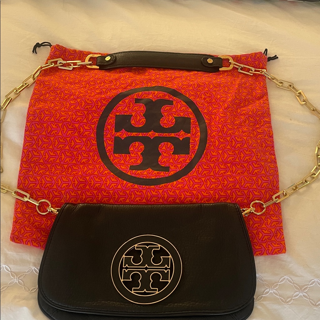 Tory Burch Black Crossbody Bag With Gold Chain Excellent Condition